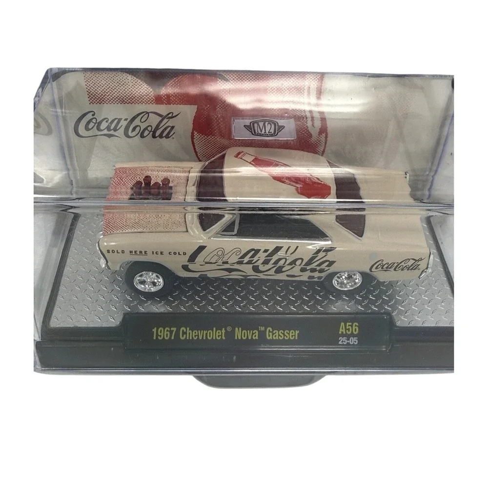 M2 Machines Coca-Cola 1967‎ Chevrolet Nova Gasser Chase 1/750 1:64 Scale